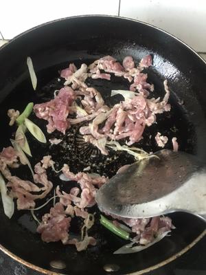 芸豆炒肉的做法 步骤3