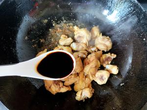 麻辣鲜香无敌下饭小炒鸡腿肉的做法 步骤4
