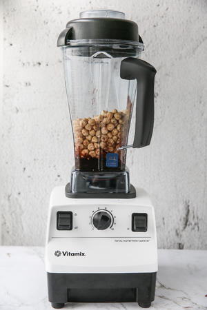 醇厚榛子酱--Vitamix版的做法 步骤2