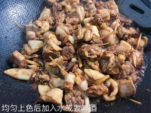 红烧鸡块 大盘鸡 青椒炒鸡做法的做法 步骤6