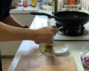 惠灵顿牛排·成与败对比的做法 步骤4