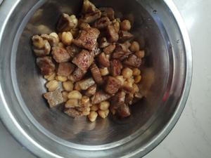 黑胡椒牛肉粒鹰嘴豆沙拉减脂者营养好搭档的做法 步骤8