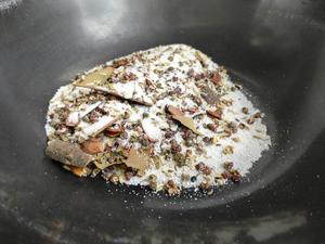 卤牛肉的做法 步骤2