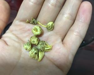 罗汉果降火菊花茶?的做法 步骤2