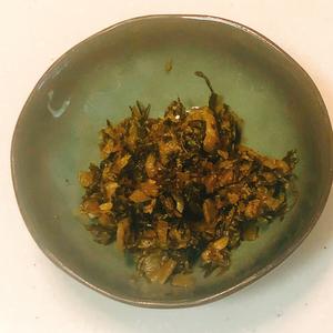 超级简单的创意菜：清炒毛豆糟菜的做法 步骤5