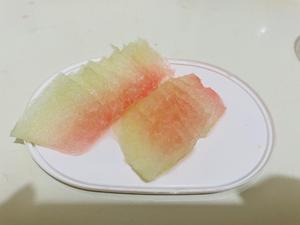 夏日小食·柠檬西瓜皮的做法 步骤1