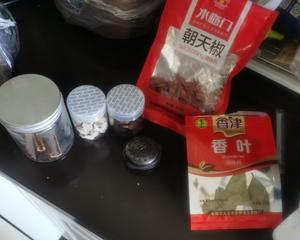 无敌东北酱大骨，让你查看另一半手机也不担心的做法 步骤5