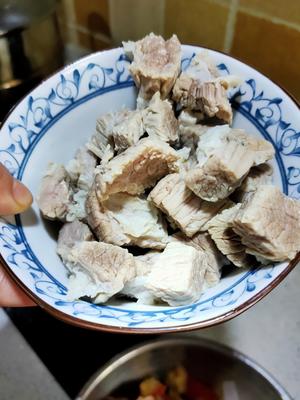 番茄土豆炖牛肉 (美味浓缩汁版)的做法 步骤1