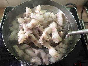 砂锅卤肉饭的做法 步骤5