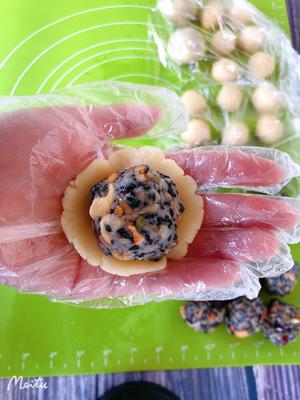 真材实料～五仁月饼的做法 步骤10