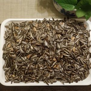 不上火的毛嗑~煮瓜子(五香味)的做法 步骤7