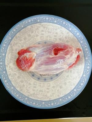 沙葛、赤小豆、白扁豆、眉豆煲瘦肉（清热祛湿汤）的做法 步骤1