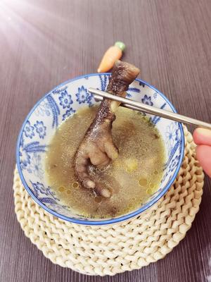 眉豆花生煲鸡脚的做法 步骤3