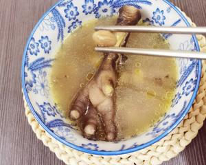 眉豆花生煲鸡脚的做法 步骤5