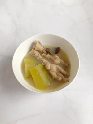 节瓜眉豆煲鸡脚汤?的做法 步骤8