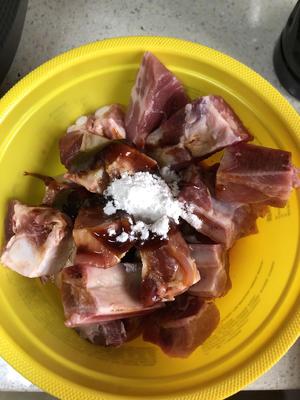 酸梅豆豉蒸排骨的做法 步骤3