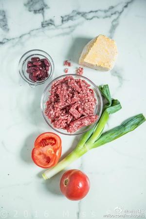 炒牛肉豆子生菜碗.Stir-fried beef&beanin lettuce cups.的做法 步骤1