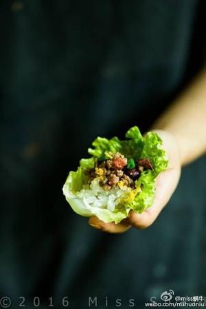 炒牛肉豆子生菜碗.Stir-fried beef&beanin lettuce cups.的做法 步骤9