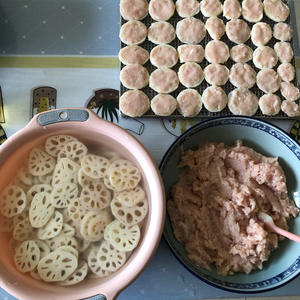 自制宠物零食，鸡肉藕合的做法 步骤2