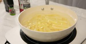 宅家必备小零食炸薯条-凯度蒸烤箱的做法 步骤5