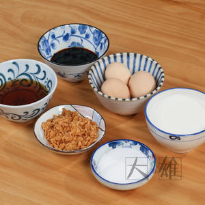 肉松牛奶蒸蛋，生病营养餐的做法 步骤1