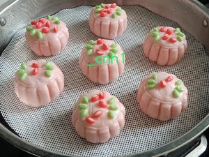 低糖少油不上火?的蜜红豆月饼～冰皮、馒头版系列F *花儿馒头150的做法 步骤20