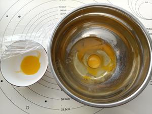 吃不够的金沙奶黄月饼的做法 步骤2